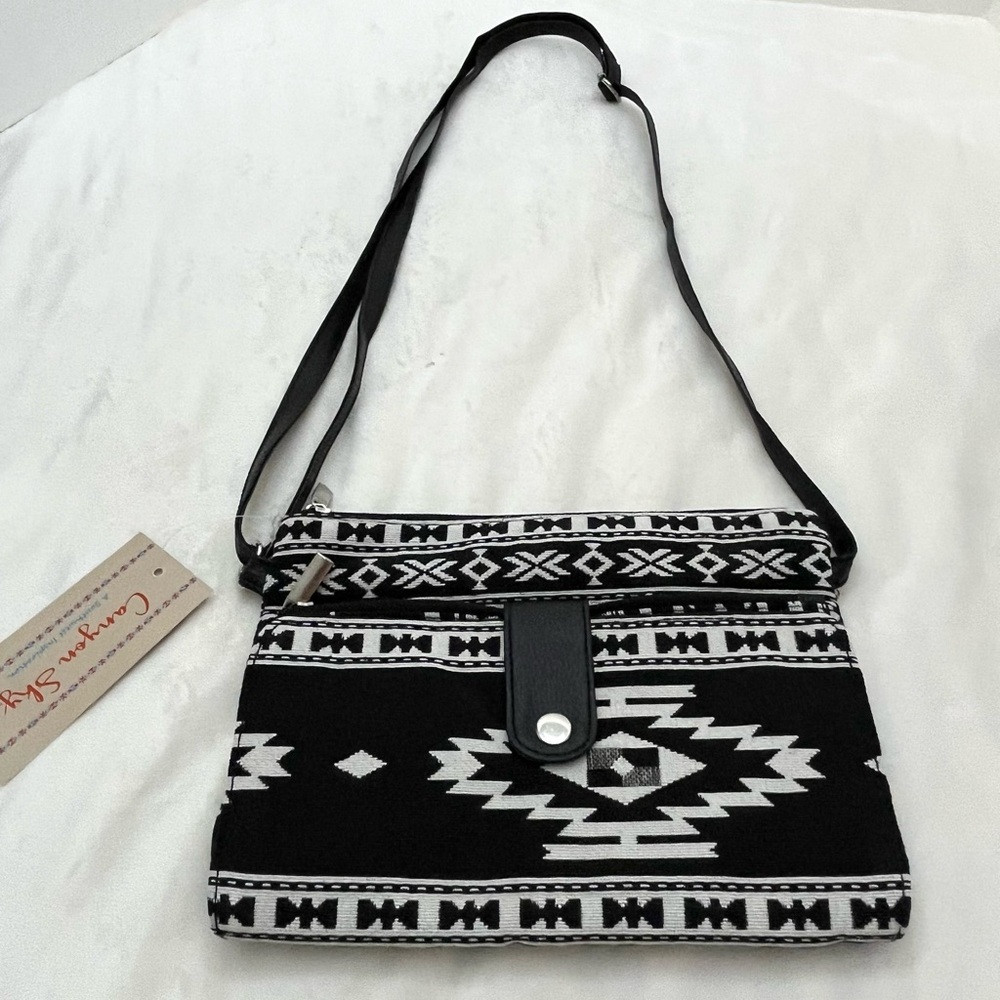 Canyon Sky Southwestern Crossbody Bag Black White Tribal Aztec NWT Adjustable
